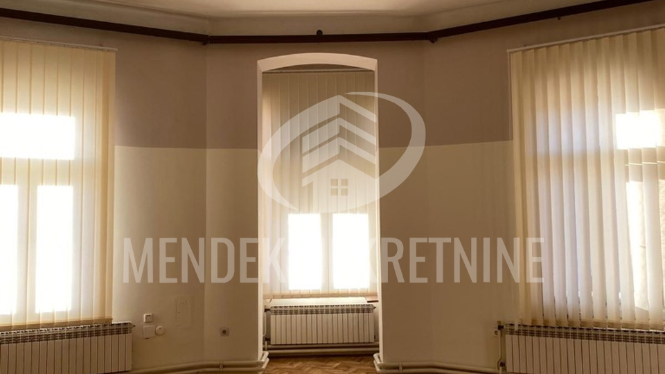 Commercial Property, 30 m2, For Rent, Varaždin - Centar